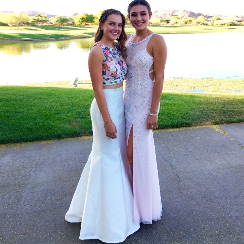 Two piece prom dress!